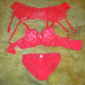 Victoria's Secret Bra Garter Belt and Panty set